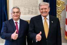 ইউরোপের একটিমাত্র দেশকে রাশিয়ার তেল কেনার সুযোগ দেবেন ট্রাম্প!